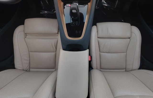 2022 Polestar 2 — photo 22 of 24