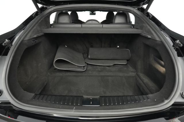 2022 Tesla Model S — photo 6 of 22