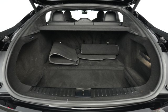 2022 Tesla Model S — photo 6 of 22