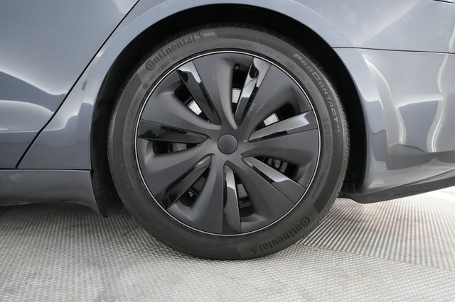 2023 Tesla Model S — photo 15 of 23