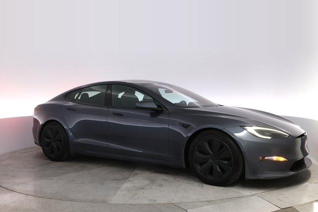 2023 Tesla Model S — photo 11 of 23