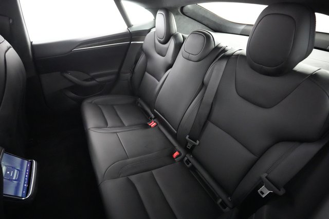 2023 Tesla Model S — photo 19 of 23