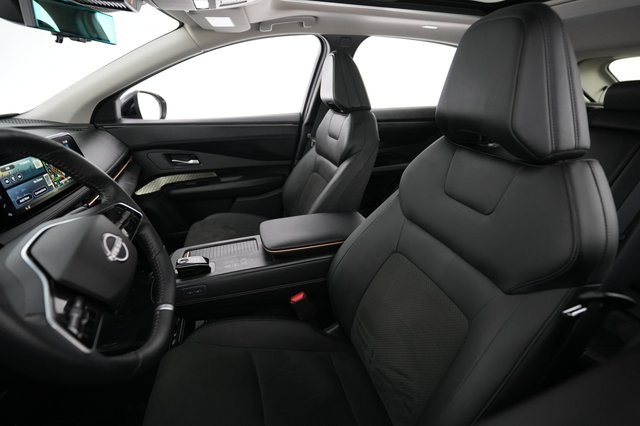 2023 Nissan Ariya — photo 3 of 21