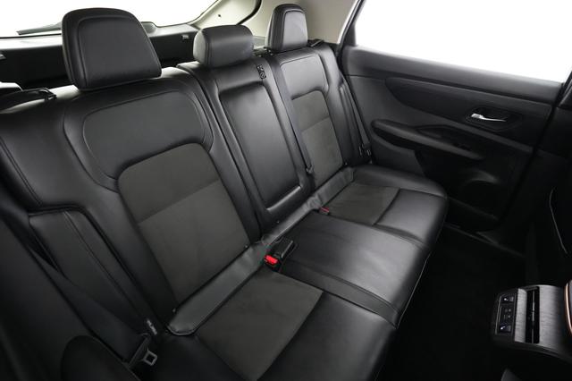 2023 Nissan Ariya — photo 4 of 24