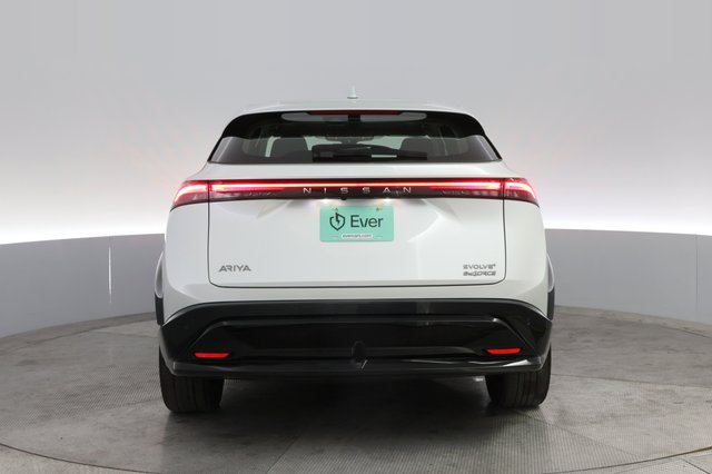 2023 Nissan Ariya — photo 12 of 24
