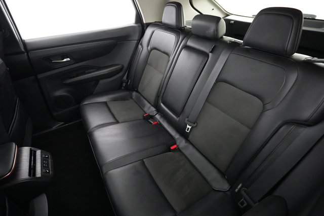 2023 Nissan Ariya — photo 19 of 24