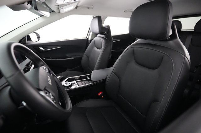 2024 Kia EV6 — photo 3 of 21
