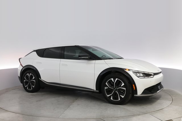 2024 Kia EV6 — photo 11 of 21