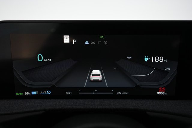 2024 Kia EV6 — photo 5 of 21