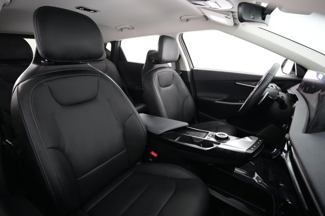 2024 Kia EV6 — photo 18 of 21