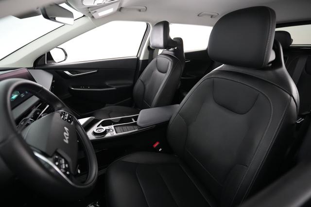 2024 Kia EV6 — photo 3 of 21