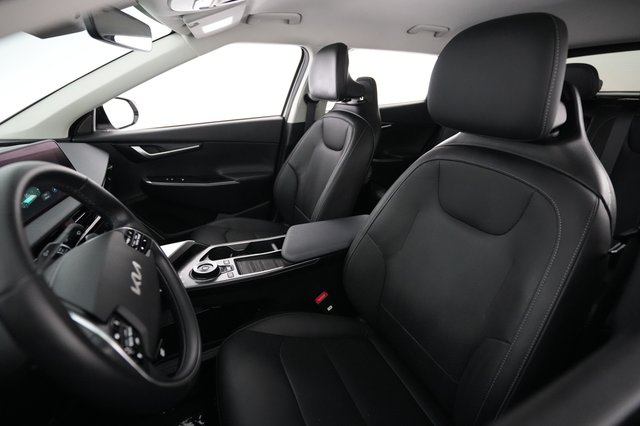 2024 Kia EV6 — photo 3 of 21