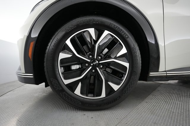 2024 Kia EV6 — photo 16 of 21