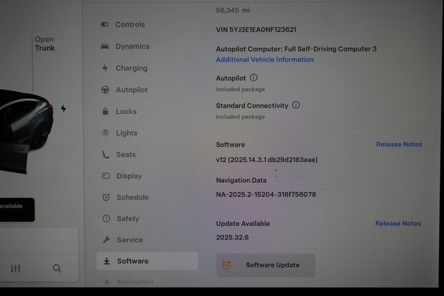 2022 Tesla Model 3 — photo 5 of 22
