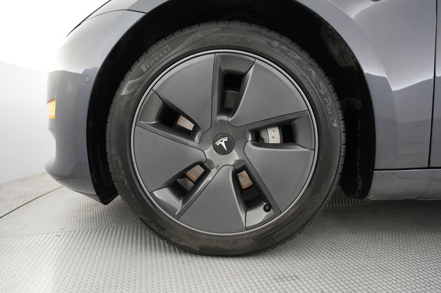 2022 Tesla Model 3 — photo 7 of 22