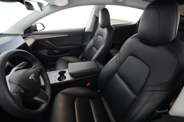 2022 Tesla Model 3 — photo 3 of 22
