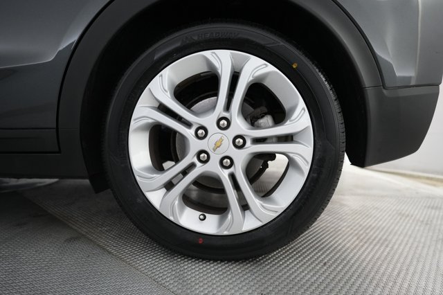2019 Chevrolet Bolt EV — photo 7 of 20