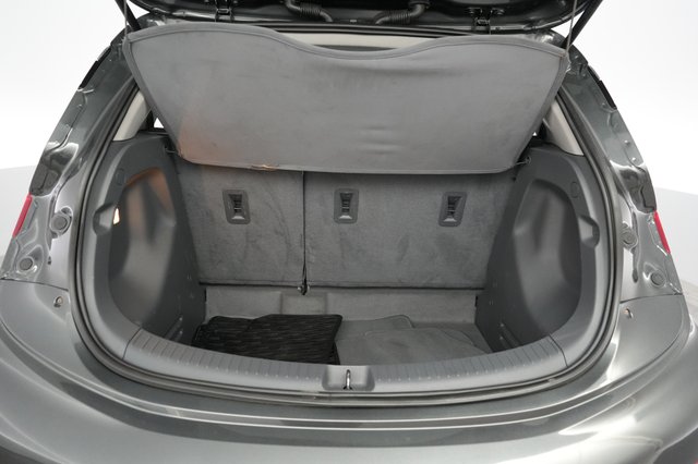 2019 Chevrolet Bolt EV — photo 6 of 20