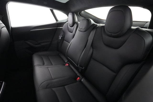 2022 Tesla Model S — photo 19 of 22