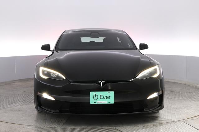 2022 Tesla Model S — photo 9 of 22