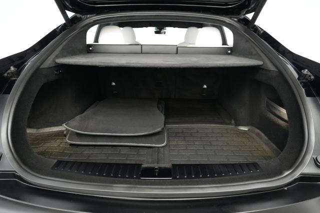 2022 Tesla Model S — photo 6 of 22