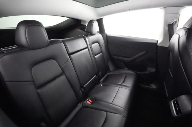2022 Tesla Model Y — photo 4 of 21