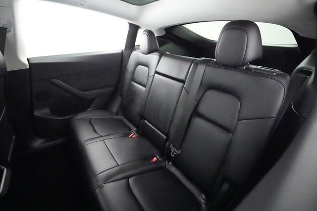 2022 Tesla Model Y — photo 19 of 21