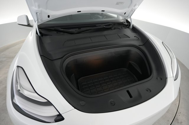2022 Tesla Model Y — photo 20 of 21