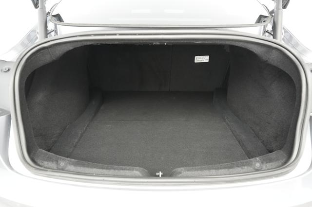 2025 Tesla Model 3 — photo 6 of 24