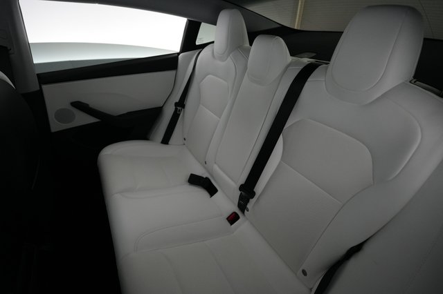 2025 Tesla Model 3 — photo 19 of 24
