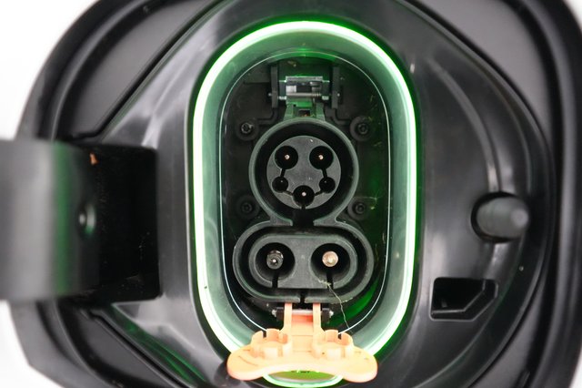 2022 Chevrolet Bolt EUV — photo 8 of 21