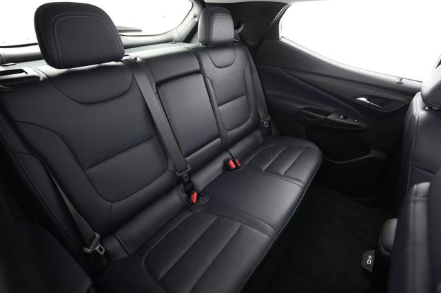2022 Chevrolet Bolt EUV — photo 4 of 21