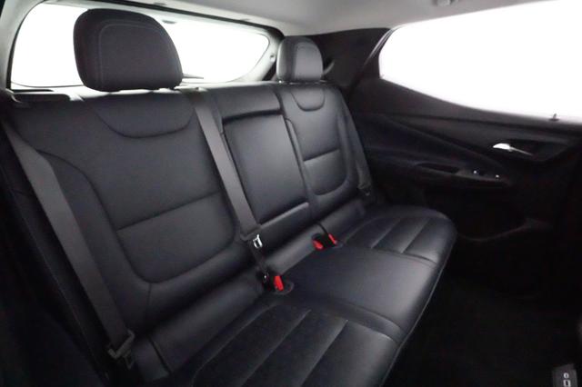 2022 Chevrolet Bolt EUV — photo 4 of 21