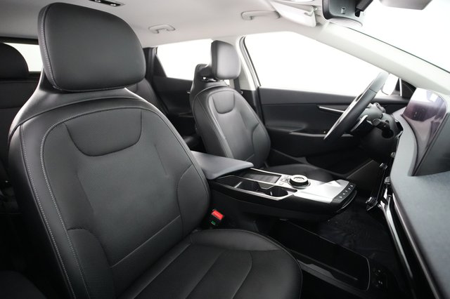 2022 Kia EV6 — photo 18 of 20