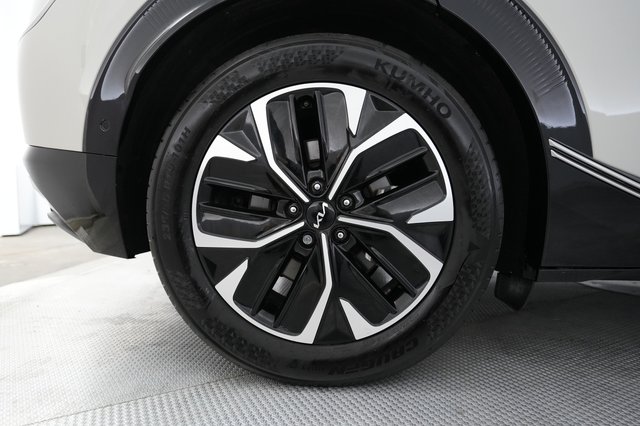 2022 Kia EV6 — photo 15 of 20
