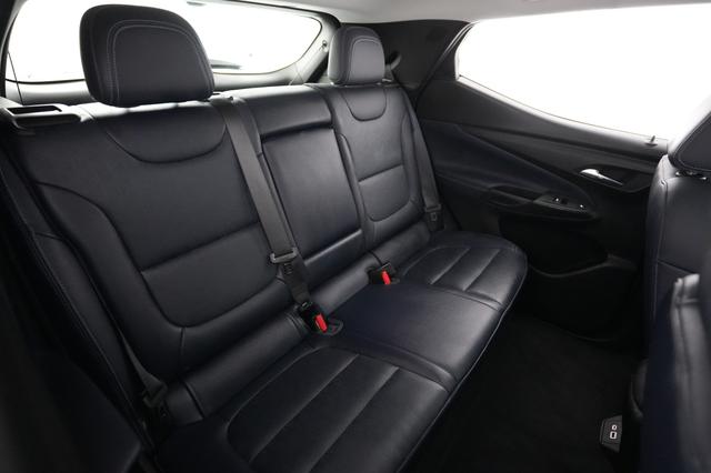 2022 Chevrolet Bolt EUV — photo 4 of 21