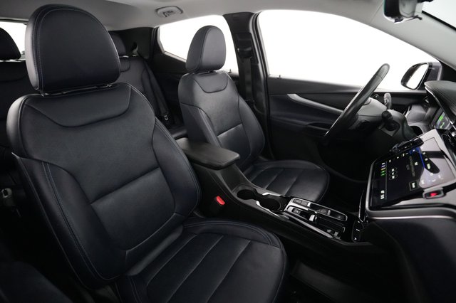 2022 Chevrolet Bolt EUV — photo 19 of 21