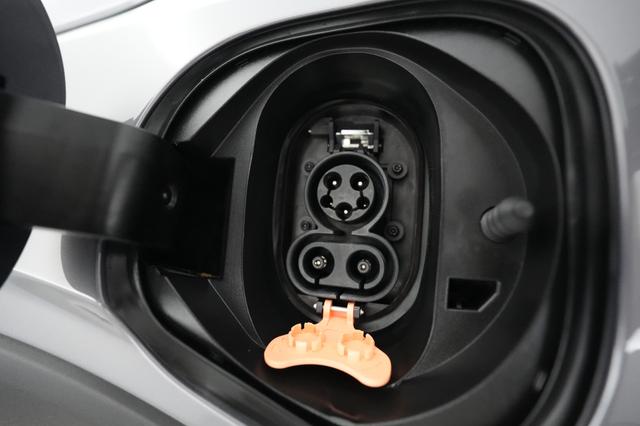 2022 Chevrolet Bolt EUV — photo 8 of 20