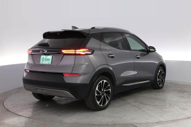 2022 Chevrolet Bolt EUV — photo 2 of 20