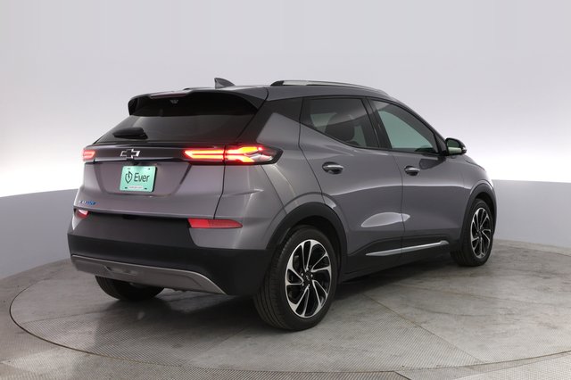 2022 Chevrolet Bolt EUV — photo 2 of 20