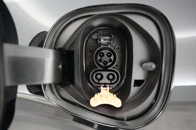 2022 Chevrolet Bolt EUV — photo 8 of 21