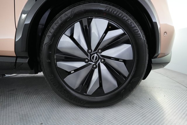 2023 Nissan Ariya — photo 17 of 21