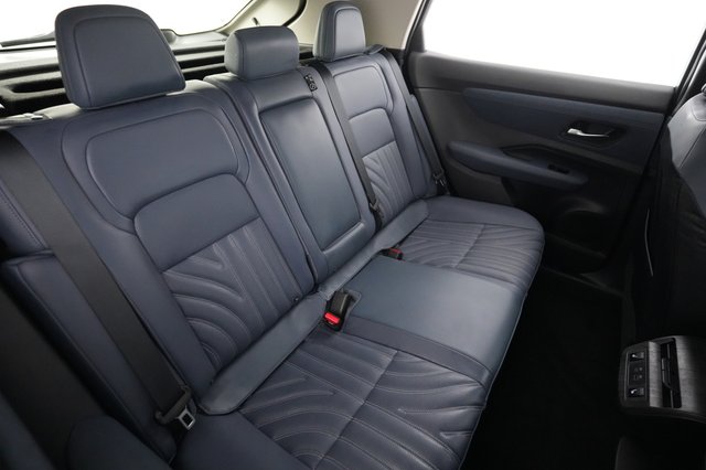 2023 Nissan Ariya — photo 4 of 21