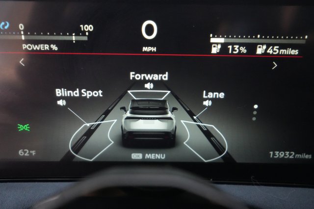 2023 Nissan Ariya — photo 5 of 21