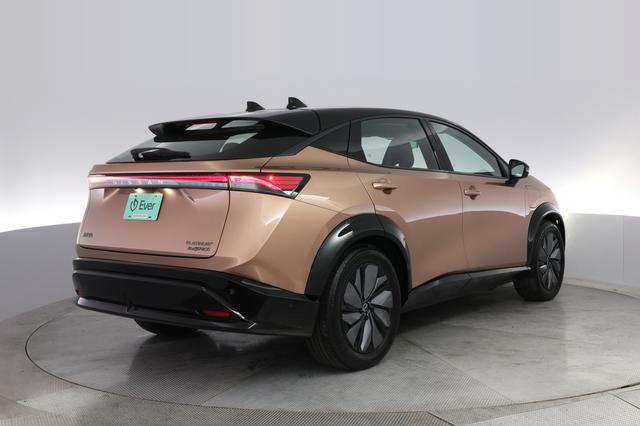 2023 Nissan Ariya — photo 2 of 21
