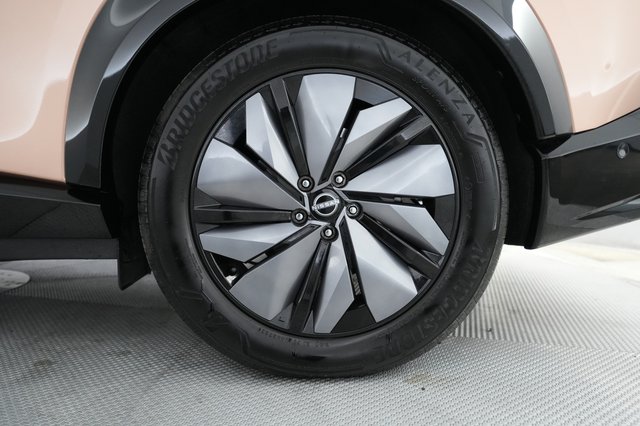 2023 Nissan Ariya — photo 15 of 21