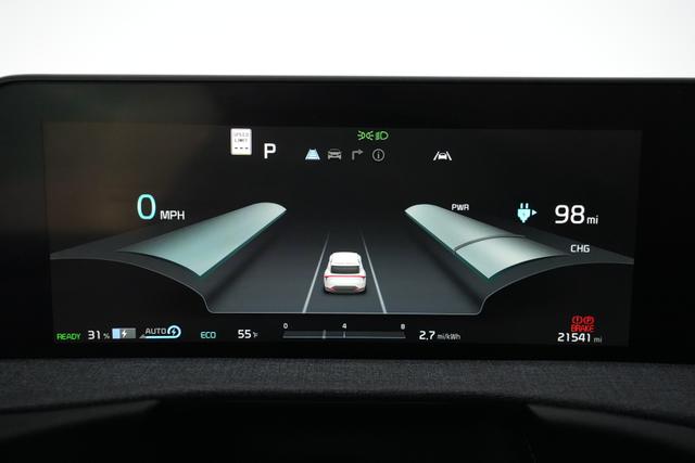 2023 Kia EV6 — photo 5 of 20