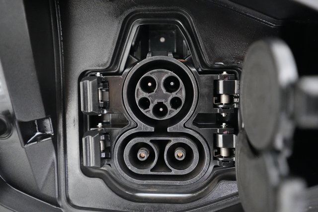 2024 Nissan Ariya — photo 8 of 21