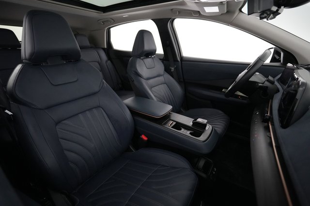 2024 Nissan Ariya — photo 18 of 21