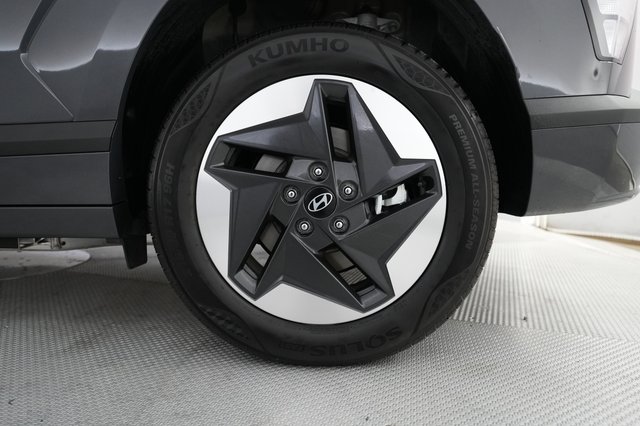 2024 Hyundai Kona Electric — photo 16 of 20